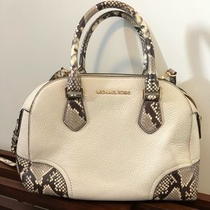 Michael Kors Hattie bowling bag